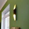 Deko-Light Væglamper > Apodis LED-væglampe, sort/guld, højde 50 cm, metal dæmpbar