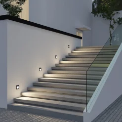 Væglamper ^ Arcchio LED-vægindbygningslampe Zamo, sort, 11 cm, IP65