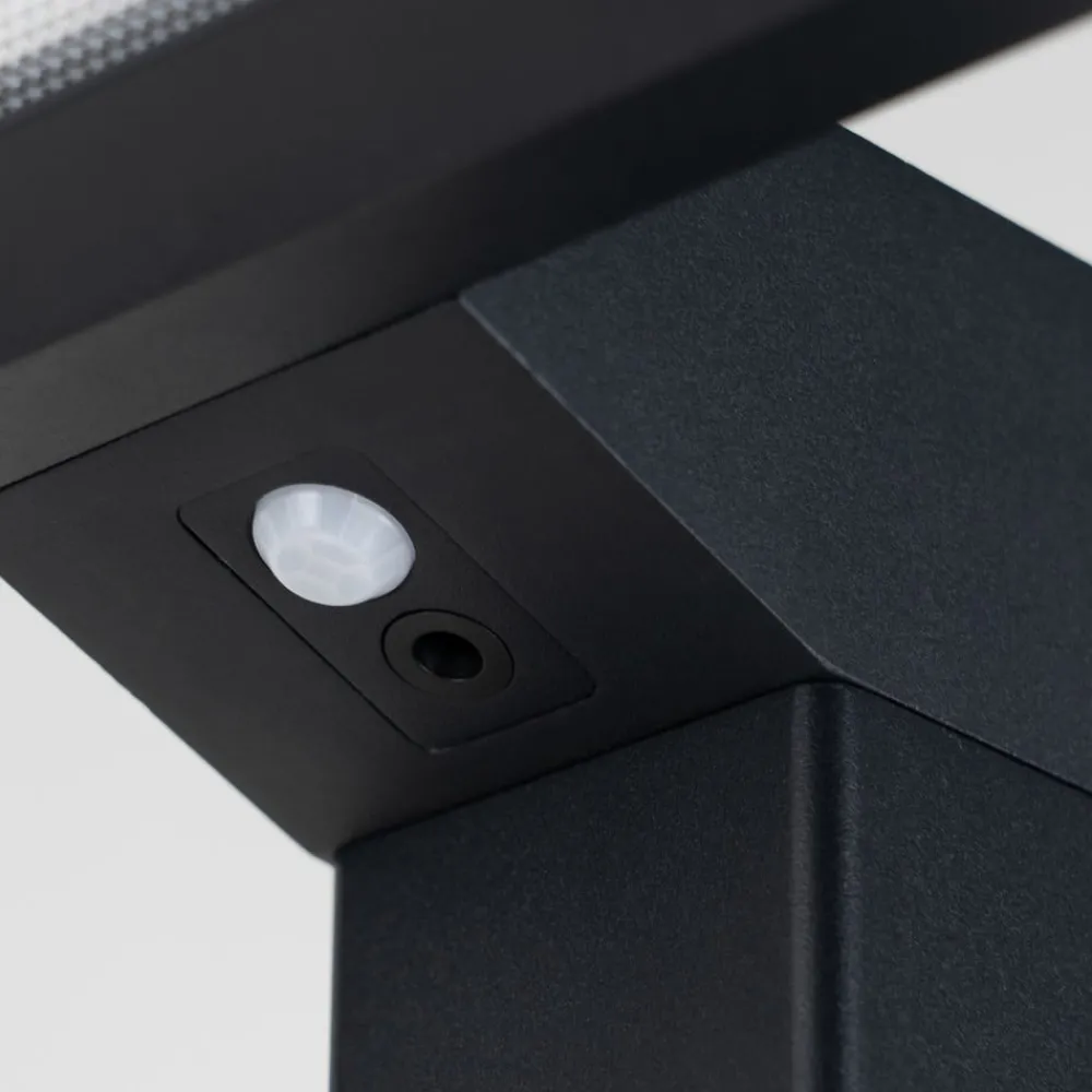 Arbejdsrum/Kontor ^ Arcchio Nelus LED-gulvlampe til kontor, sort sensor