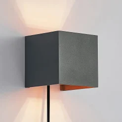 Arcchio Væglamper|Væglamper > væglampe Zuzana, kantet, sort, stik, 10 cm
