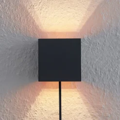 Arcchio Væglamper|Væglamper > væglampe Zuzana, kantet, sort, stik, 10 cm