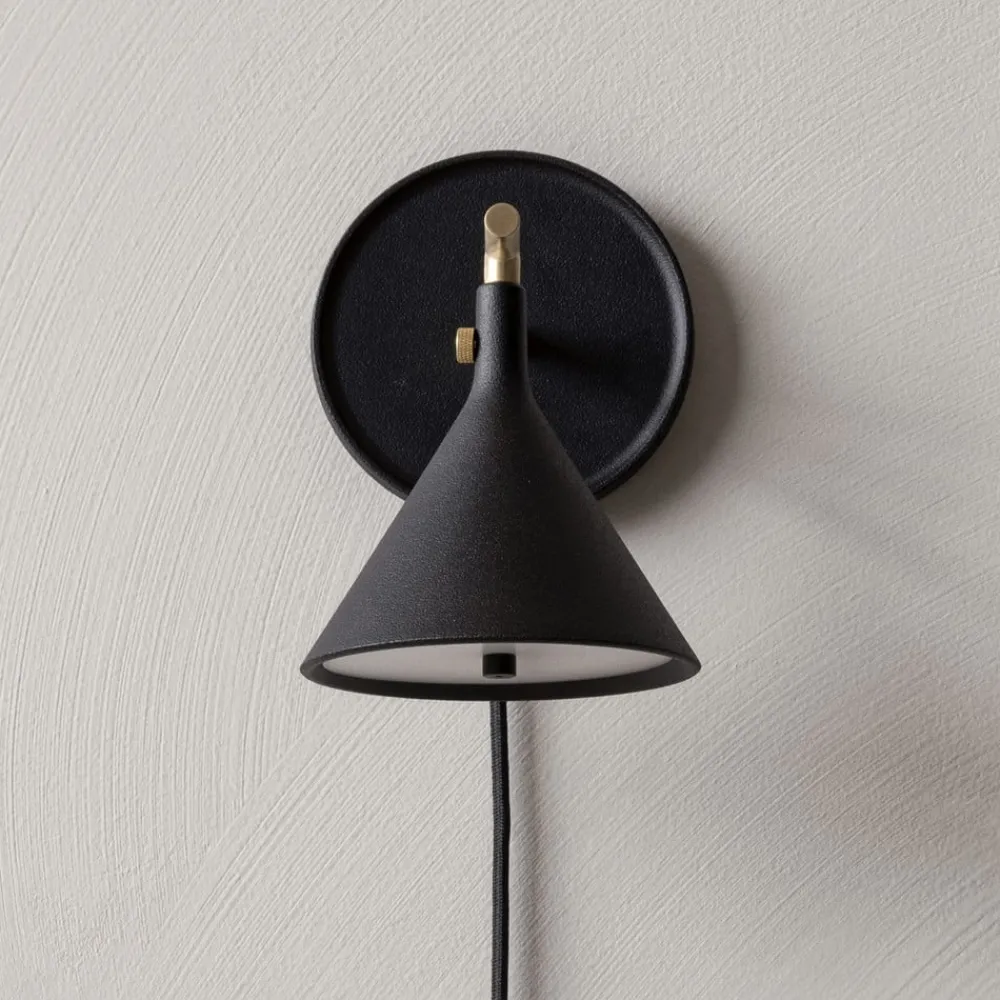 Audo Copenhagen Væg- Og Spejllamper > Audo LED-væglampe Cast, sort, IP44, dæmper, stik