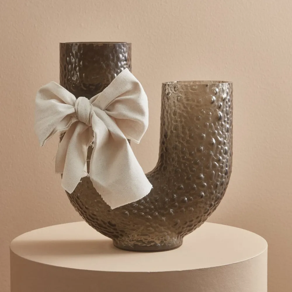 AYTM Møbel Og Interiør > Arura-vase, sort, højde 40 cm, bredde 34 cm, glas