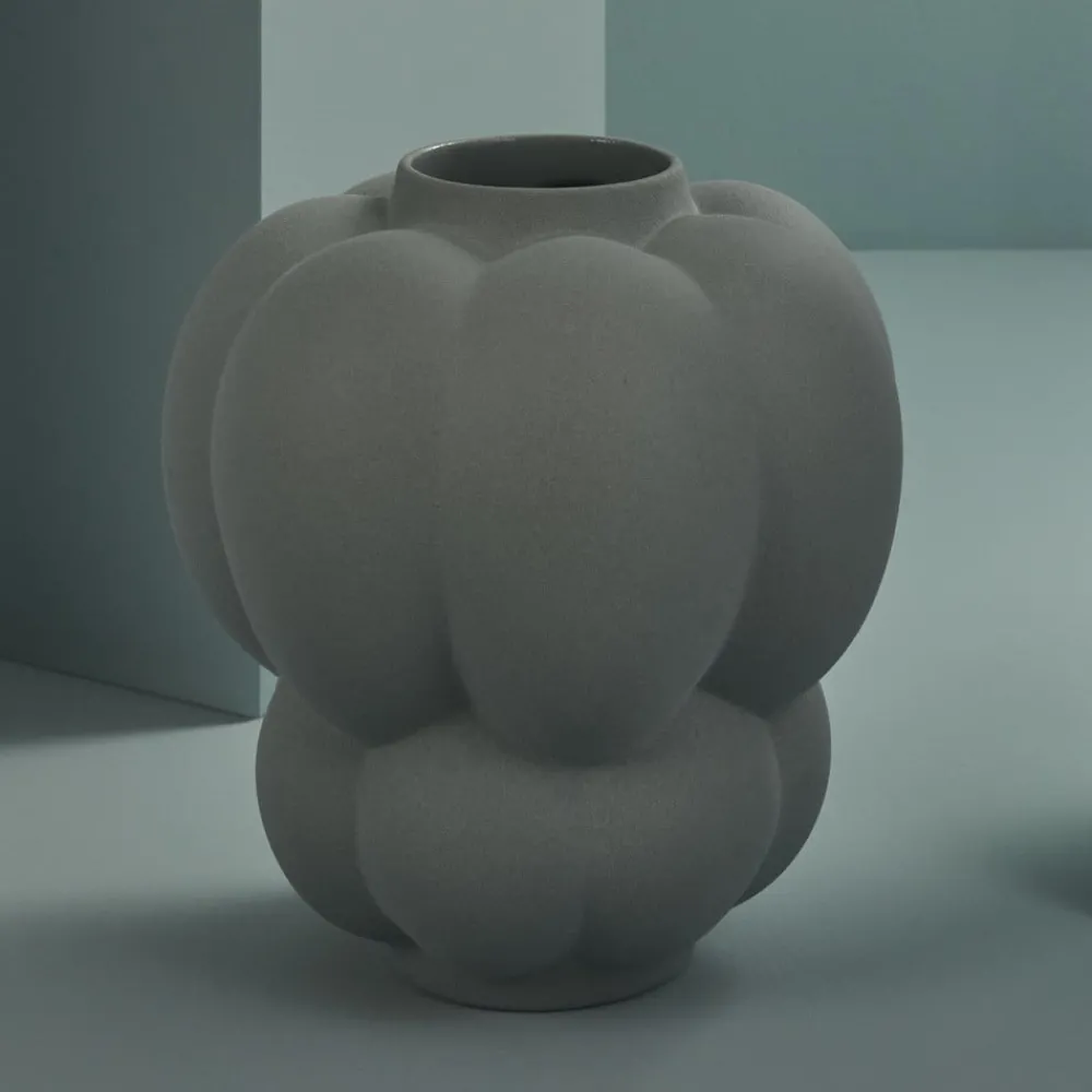 Møbel Og Interiør ^ AYTM Uva-vase, keramik, grøn, Ø 26 cm, drueform