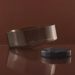 AYTM Møbel Og Interiør > Volvi skål, røgfarvet grå, Ø 25 cm, glas, base, marmor
