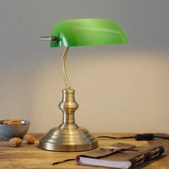 Arbejdsrum/Kontor ^ Markslöjd Bankers klassisk bordlampe 42 cm grøn