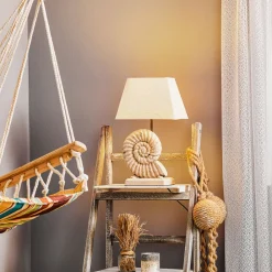 Bordlamper ^ ONLI Bordlampe Conchiglia med dekoreret fod