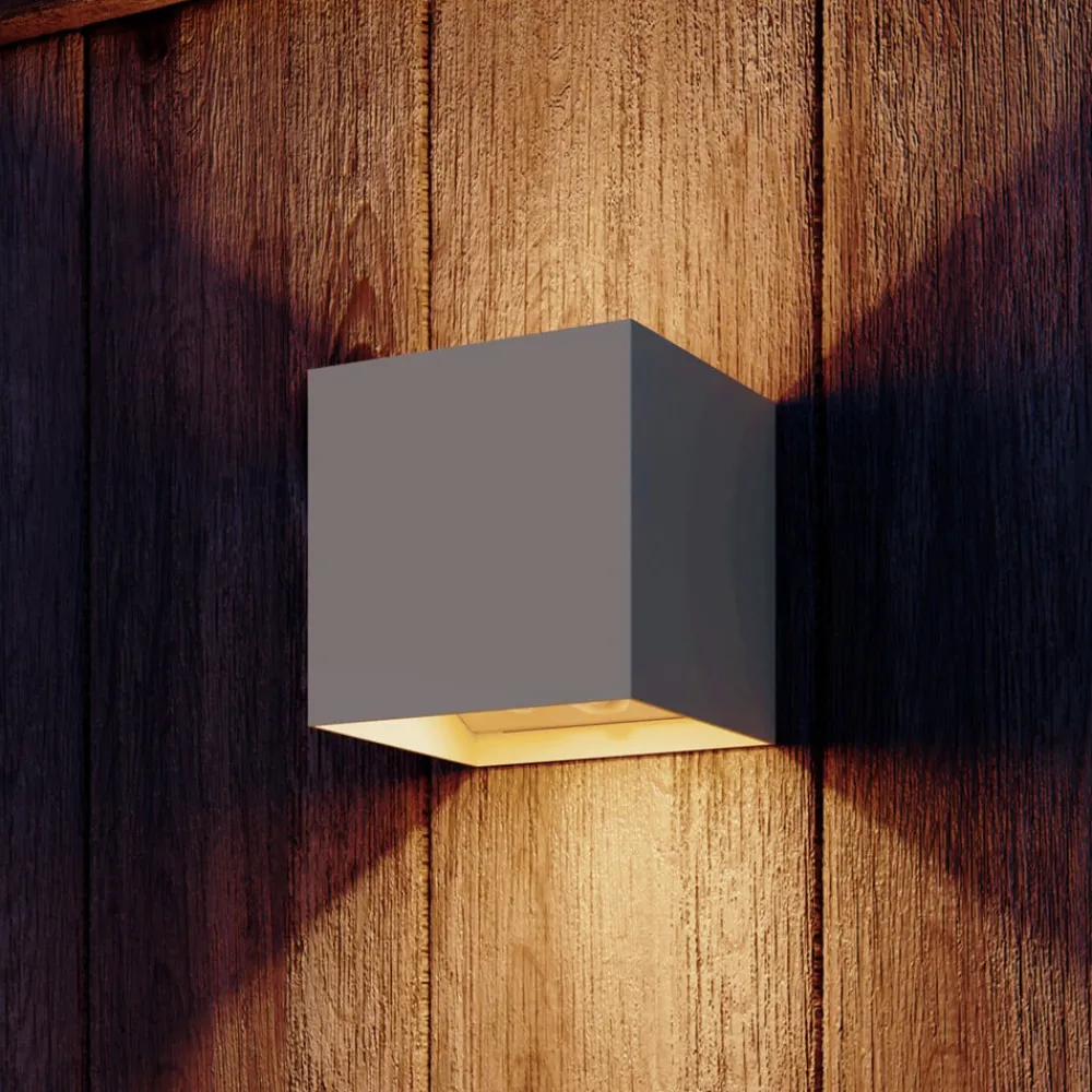 Væglampe Med Sensor ^ Calex LED-udendørs væglampe med batteri og sensor Volterra, sand, IP44