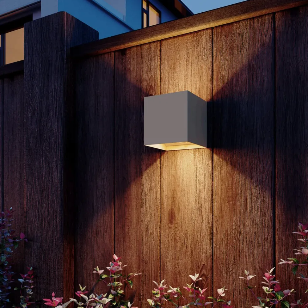Væglampe Med Sensor ^ Calex LED-udendørs væglampe med batteri og sensor Volterra, sand, IP44