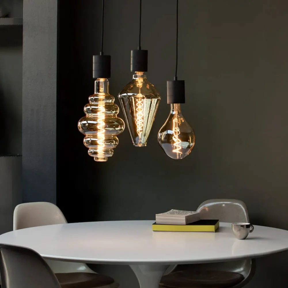 Dæmpbar Led-Pære|Filament Pære ^ Calex Vienna LED-pære E27 6 W dim 2.200 K guld