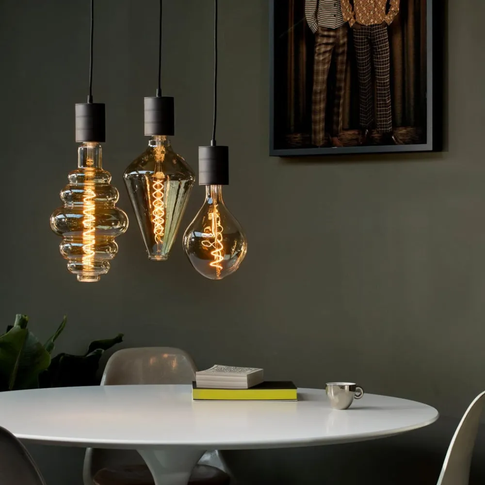 Dæmpbar Led-Pære|Filament Pære ^ Calex Vienna LED-pære E27 6 W dim 2.200 K guld