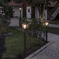 Konstsmide Gadebelysning > Carpi gadelampe, lygteform, sort