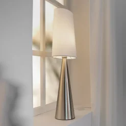 Markslöjd Bordlamper > Conus bordlampe med offwhite skærm, nikkel
