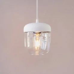 Pendellamper ^ UMAGE Design pendellampe Acorn, hvid og messing