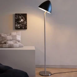 Dyberg Larsen Gulvlamper|Gulvlamper > gulvlampe Oulu, sort/stål, højde 128 cm