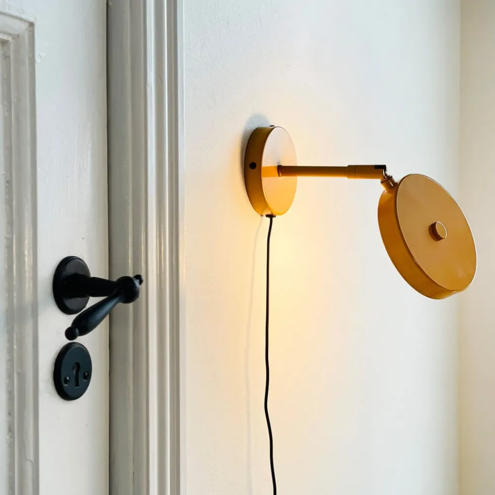 Dyberg Larsen Væglamper > LED-væglampe Starlight, gul, Ø 14 cm dæmpbar