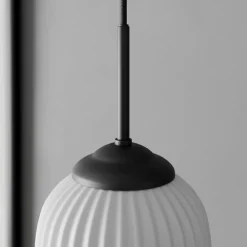 Dyberg Larsen Pendellamper|Pendellamper > Riflet pendellampe i glas, Ø 14 cm