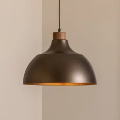Envostar Pendellamper > Kaitt hængelampe, brun, Ø 34 cm, trædetaljer