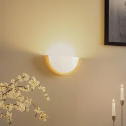 Væglamper ^ Envostar Kris væglampe bredde 27,5 cm fyr natur