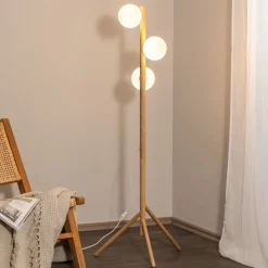 Gulvlamper|Gulvlamper ^ TK Lighting Estera gulvlampe, opalglas, træramme, 132 cm, 3 lyskilder