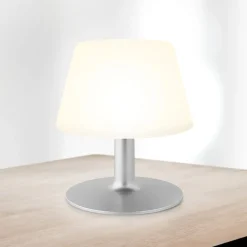 Eva Solo Solcellelamper > SunLight LED-bordlampe med solceller, USB 24 cm
