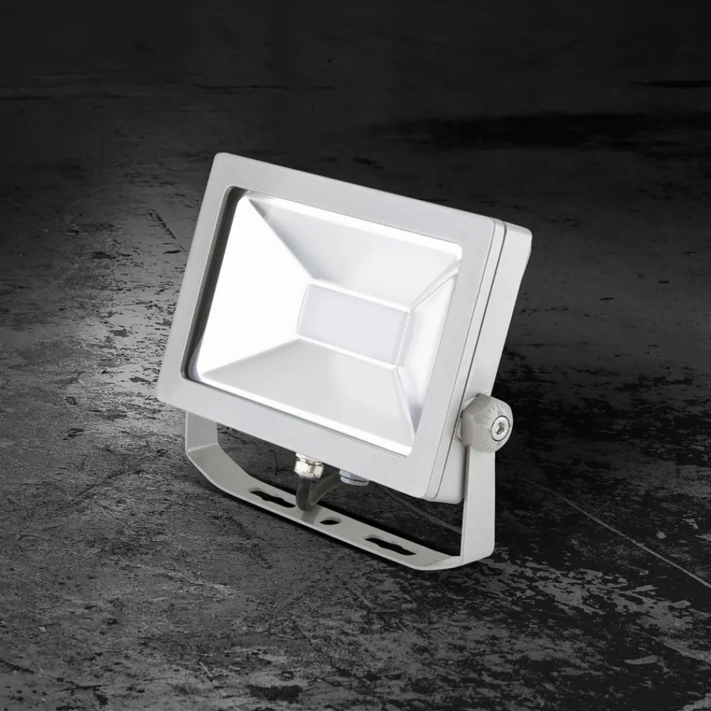 EVN Udendørs Spot > LFA udendørs spotlampe sølvstik 3.000K 30W