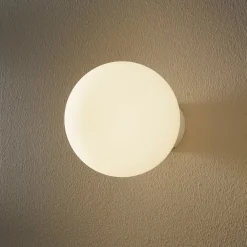 Fabbian Væg- Og Spejllamper > Lumi Sfera væglampe i glas, Ø 14 cm