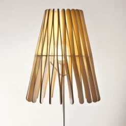 Fabbian Gulvlamper > Stick gulvlampe i træ, kegleformet