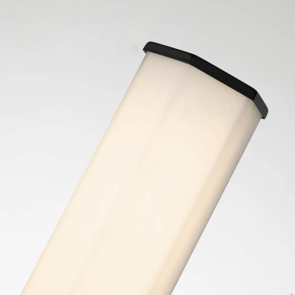 Quintiesse Væg- Og Spejllamper > Facet Single LED-væglampe til bad, 3.000 K, sort