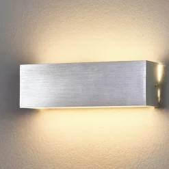 Lindby Væglamper|Væglamper > Firkantet aluminiums LED-væglampe Ranik