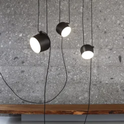 FLOS Pendellamper > Aim LED-designer-pendellampe, sort