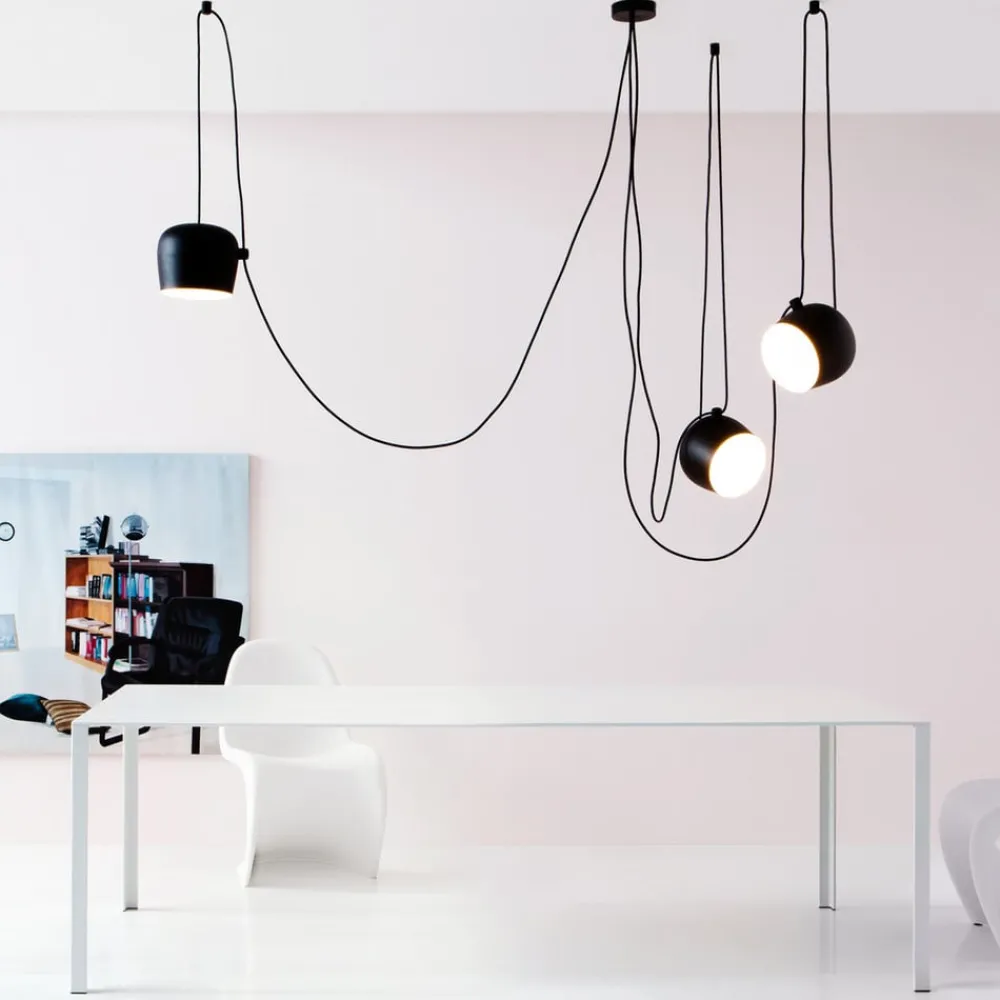 FLOS Pendellamper > Aim LED-designer-pendellampe, sort