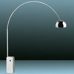 FLOS Gulvlamper > LED-bue-gulvlampe Arco, krom, højde 240 cm