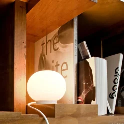 Bordlamper ^ FLOS Mini Glo-Ball T - sfærisk bordlampe