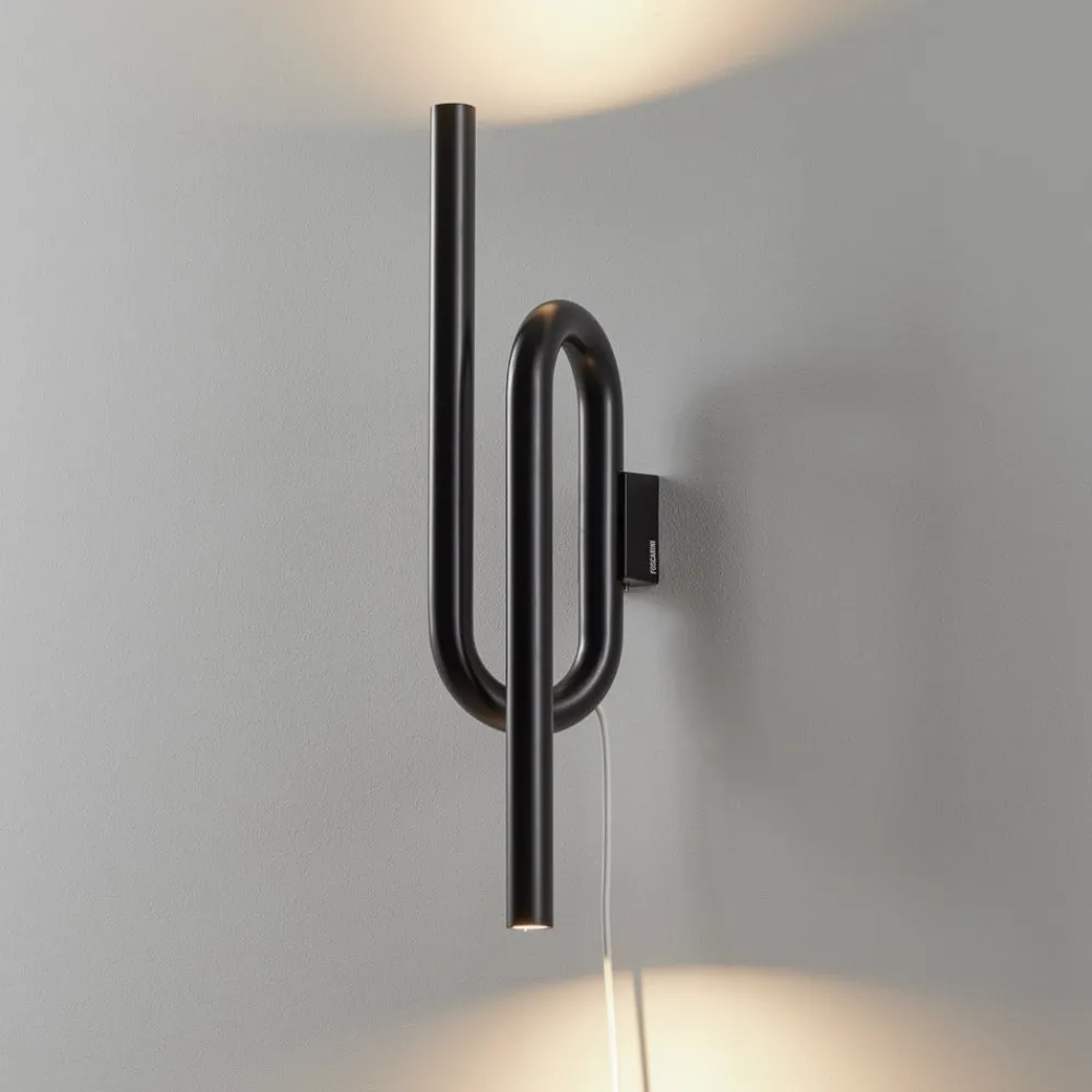 Væglamper ^ Foscarini Tobia LED-væglampe med ledning, sort