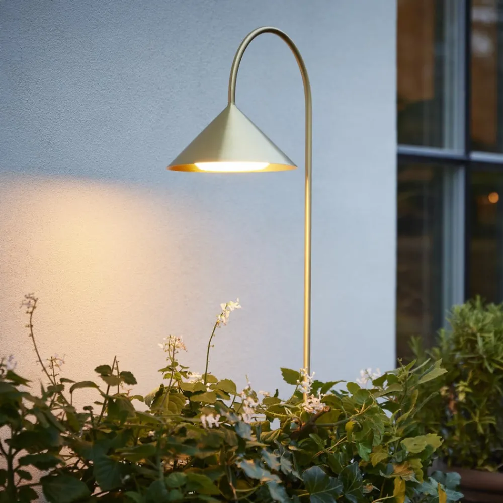 FRANDSEN Udendørs Spot > lampe med jordspyd Grasp, messingfarvet, højde 82 cm