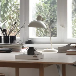 FRITZ HANSEN Arbejdsrum/Kontor > Kaiser Idell 6556-T, blank hvid