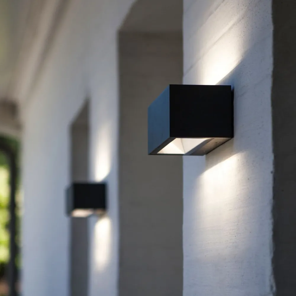 Væglamper ^ LUTEC Gemini udendørs LED-væglampe, 22 cm, 3.000 K, sort
