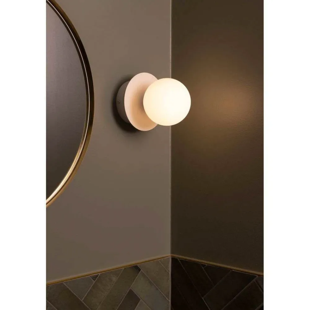 Væg- Og Spejllamper ^ Globen Lighting væglampe ART DECO, hvid/hvid, Ø 16 cm, IP44