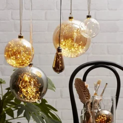 STAR TRADING Julepynt|Vinduesdekoration > Glow LED-dekokugle af glas, Ø 20 cm, røggrå