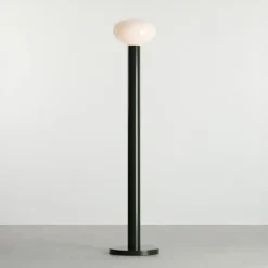 ALDEX Gulvlamper > Gulvlampe Flo, grøn, højde 138 cm, 1 lyskilde, glas