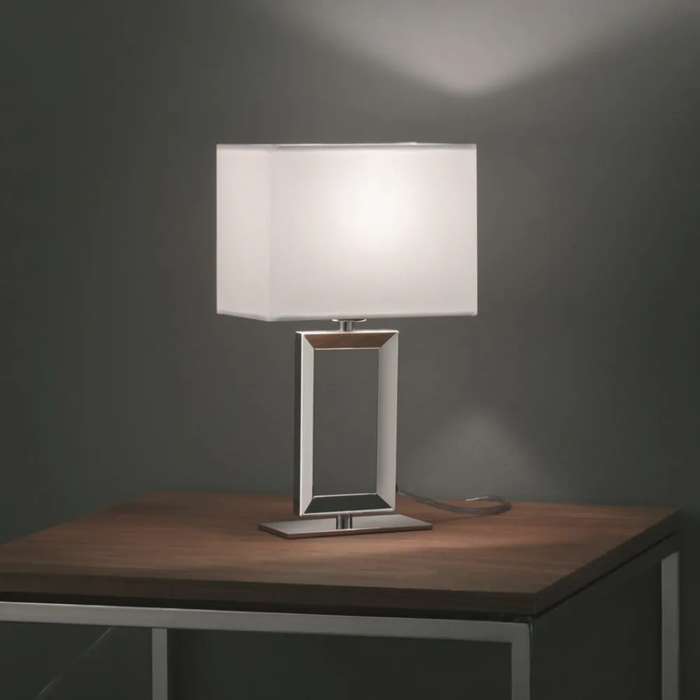 Bordlamper ^ Helestra Enna 2 bordlampe i tekstil, højde 30 cm