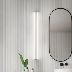 Helestra Væg- Og Spejllamper > LED-spejllampe LOOM, længde 120 cm, sort, IP44