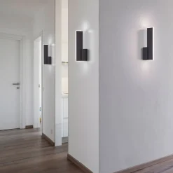Væglamper ^ Helestra Nex LED-væglampe mat sort