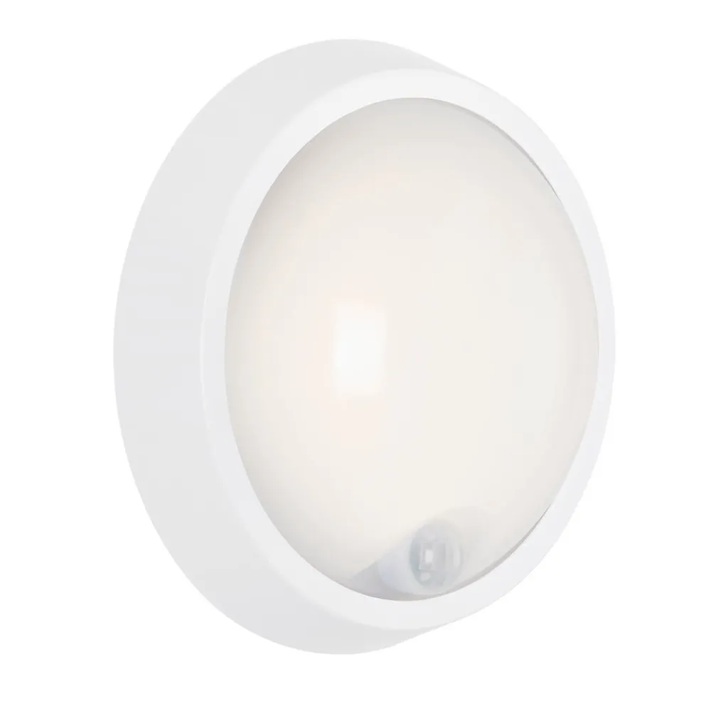 Briloner Væglampe Med Sensor|Væglamper > Helsinki udendørs LED-væglampe, sensor, IP44, hvid