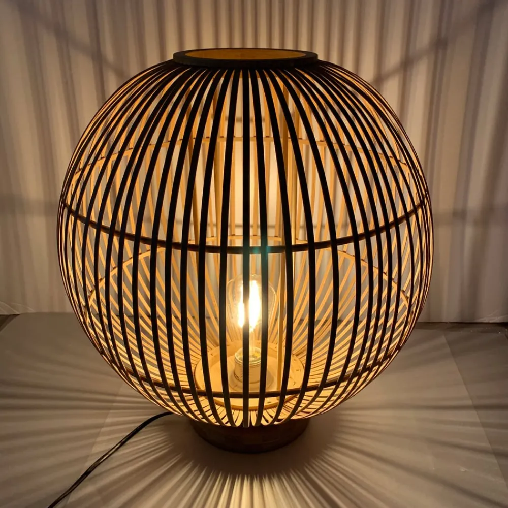 Globo Bordlamper > Hildegard bordlampe af bambus, Ø 30 cm