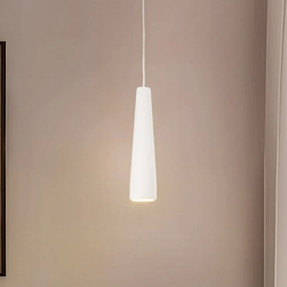 Pendellamper ^ SOLLUX LIGHTING Hængelampe Lectra i keramik i kegleform
