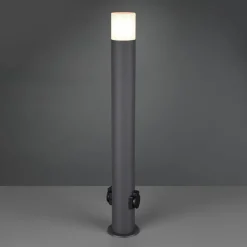 Gadebelysning ^ Trio Lighting Hoosic stibelysning med stikkontakter, antracit