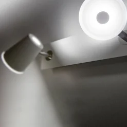 Trio Lighting Spotlights > Hvid kromfarvet LED-væglampe Narcos 2 lyskilder