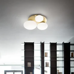 Ideallux Loftlamper > Ideal Lux loftlampe Ninfea, messingfarvet, opalglas, 3-lys.